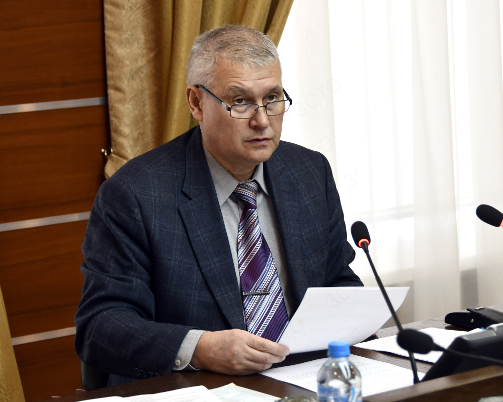 Депутаты Законодательного Собрания распределились по комитетам: комитет по экономической политике и предпринимательству
