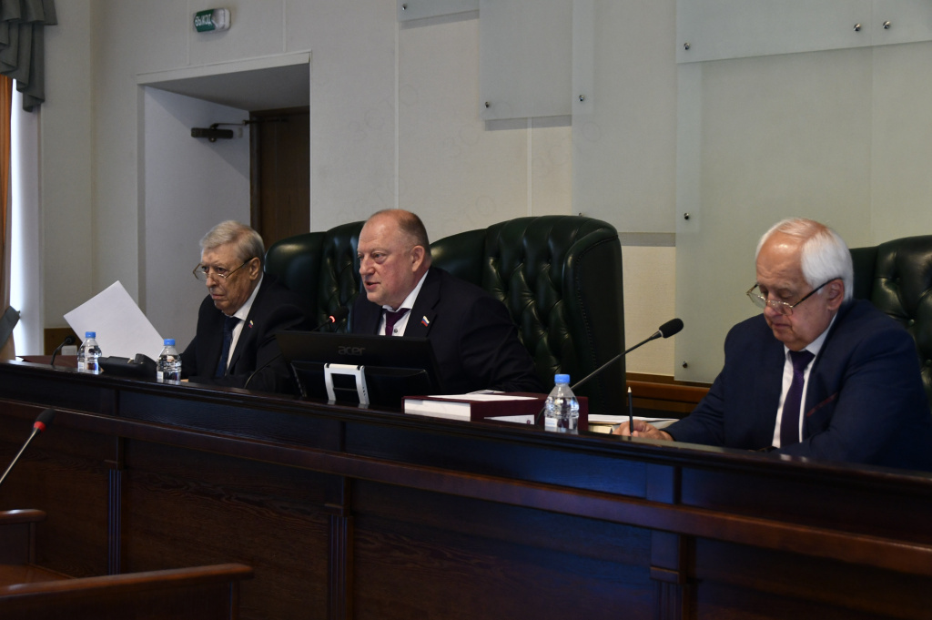    В Тверской области законодательно вводятся новые меры поддержки для ветеранов боевых действий и членов их семей и для многодетных семей